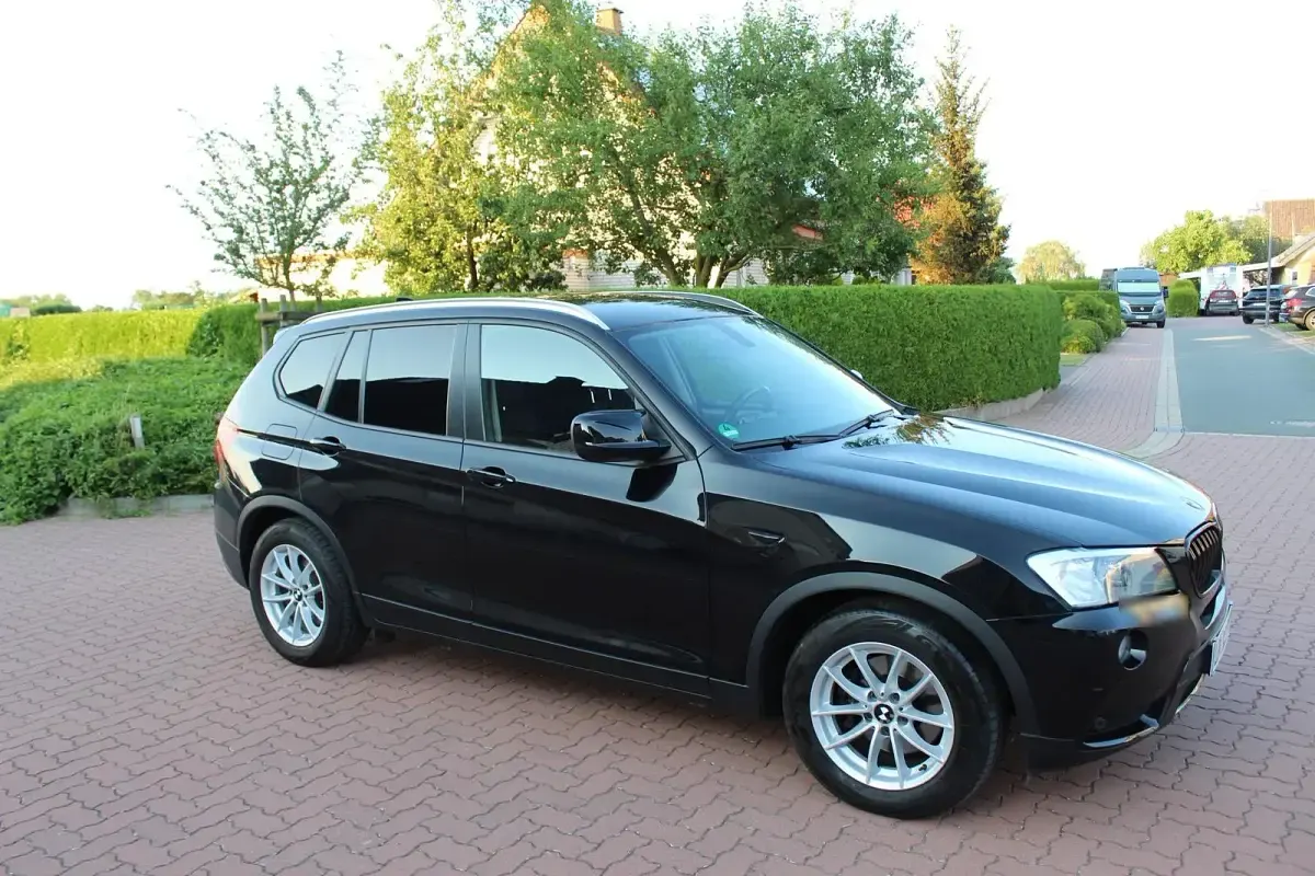 Gebraucht BMW X3 Sport Line 184 PS (135 kW) 2012 Schwarz SUV
