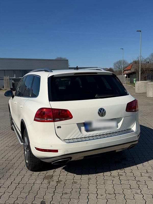 Gebraucht VW Touareg 204 PS (150 kW) 2011 Weiß SUV