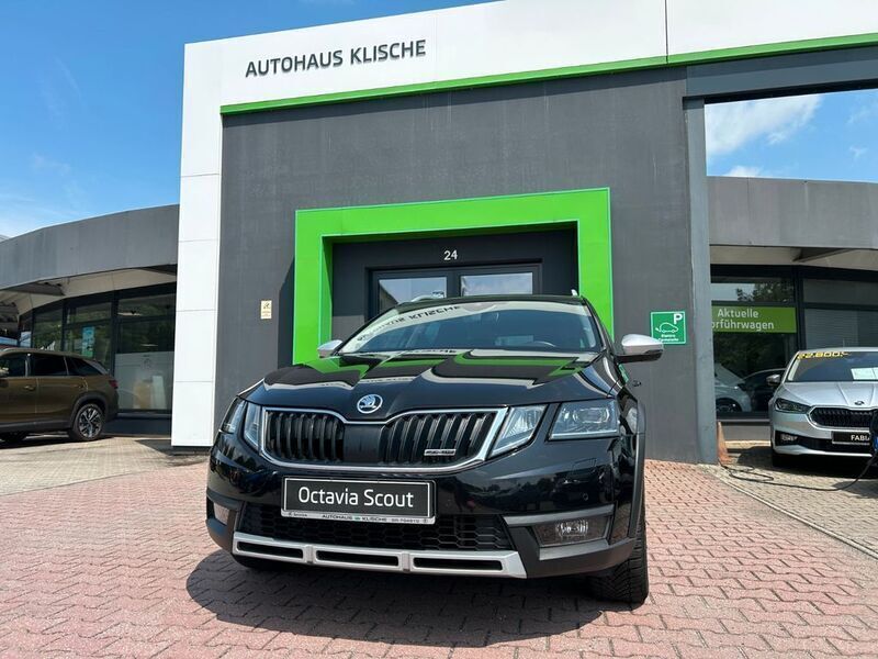 Schwarz Gebraucht 2019 Skoda Octavia Kombi | 23.000 € (Etwas zu teuer) - Bild 1/4