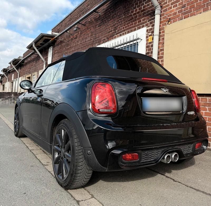 Gebraucht Mini Cooper S Cabriolet 192 PS (141 kW) 2018 Schwarz Cabrio