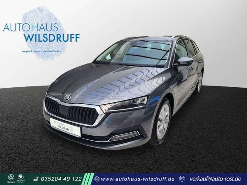 Graphite grau metallic Gebraucht 2024 Skoda Octavia Style Kombi | 35.469 € (Fairer Preis) - Bild 1/4