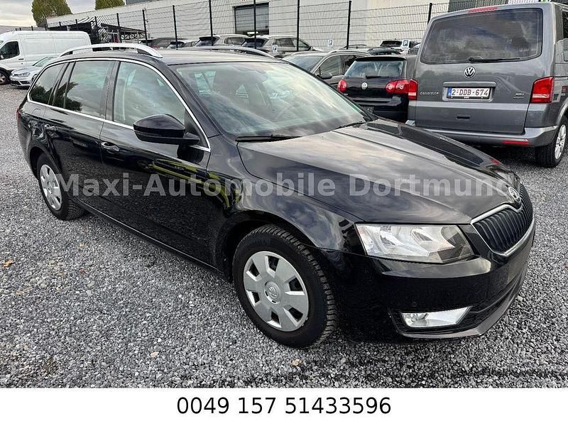 Schwarz Gebraucht 2015 Skoda Octavia Kombi | 6.330 € (Guter Preis) - Bild 1/4