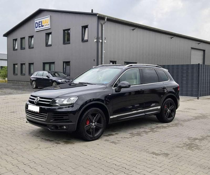Schwarz Gebraucht 2012 VW Touareg R-line SUV | 14.000 € (Teuer) - Bild 1/4