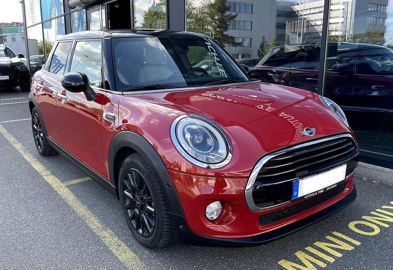 Rot Gebraucht 2016 Mini Cooper Kleinwagen | 15.470 € (Fairer Preis) - Bild 1/4