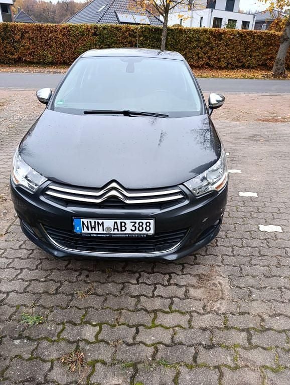 Grau Gebraucht 2014 Citroën C4 PureTech Limousine | 7.500 € (Fairer Preis) - Bild 1/4