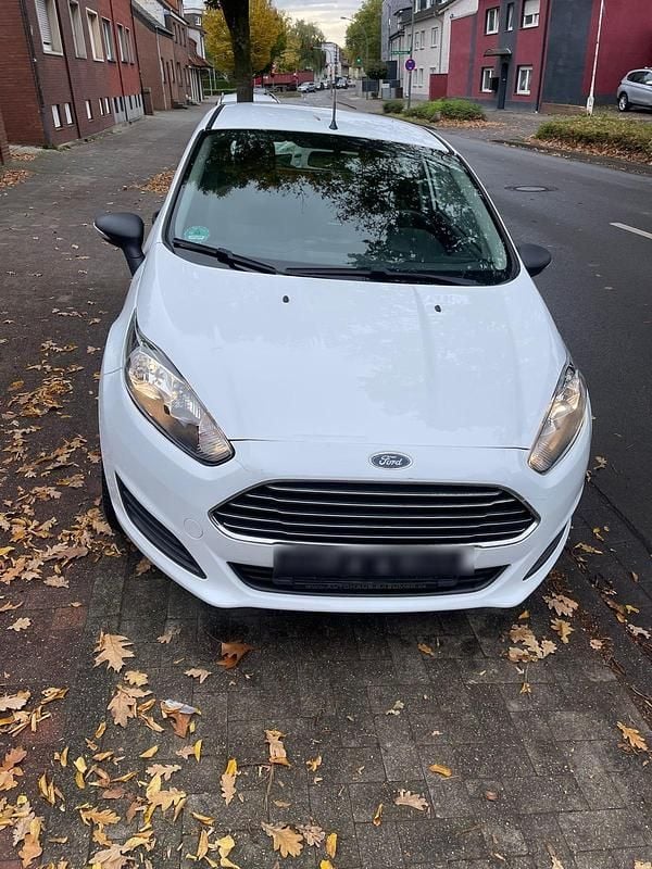 Violet Gebraucht 2015 Ford Fiesta Kleinwagen | 3.350 € (Superpreis) - Bild 1/4
