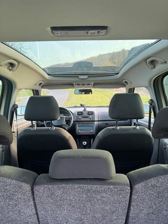 Gebraucht Skoda Roomster 105 PS (77 kW) 2010 Beige Van / Kleinbus