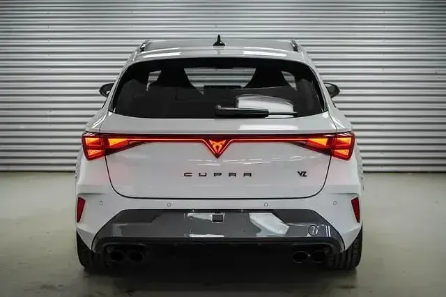Second-hand Cupra Leon VZ 333 CP (244 kW) 2025 Andere