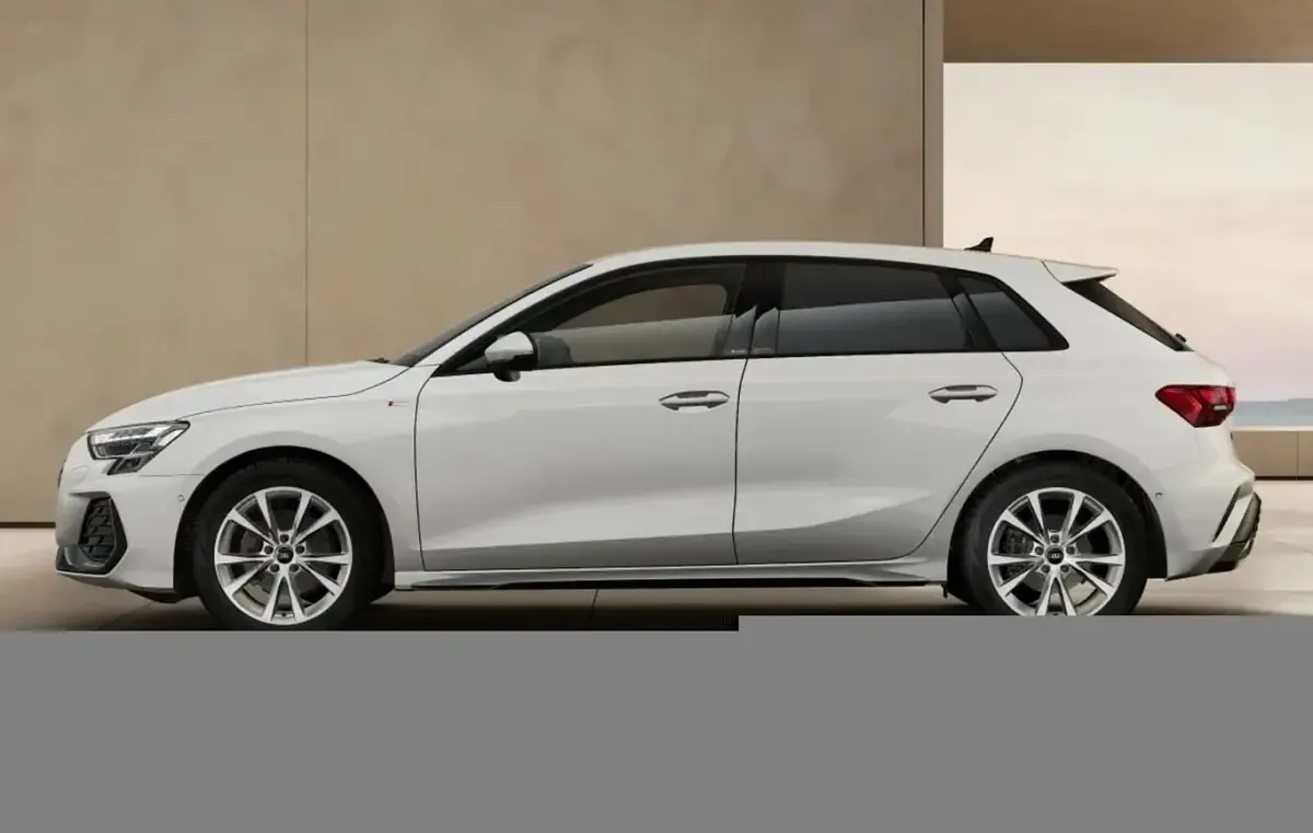 Neu Audi A3 S-Line 204 PS (150 kW) 2026 Arkonaweiß Limousine