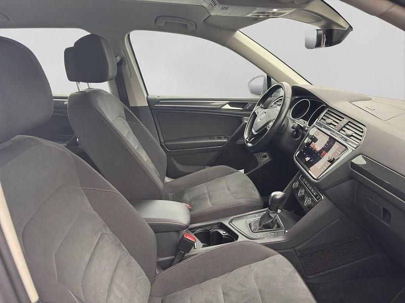 Gebraucht VW Tiguan Allspace Highline 150 PS (110 kW) 2022 Weiß SUV