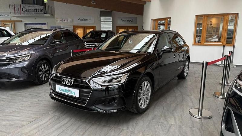 Gebraucht Audi A4 150 PS (110 kW) 2022 Schwarz Limousine
