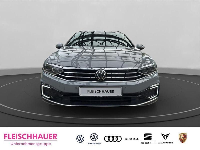 Gebraucht VW Passat GTE 218 PS (160 kW) 2022 Grau Kombi