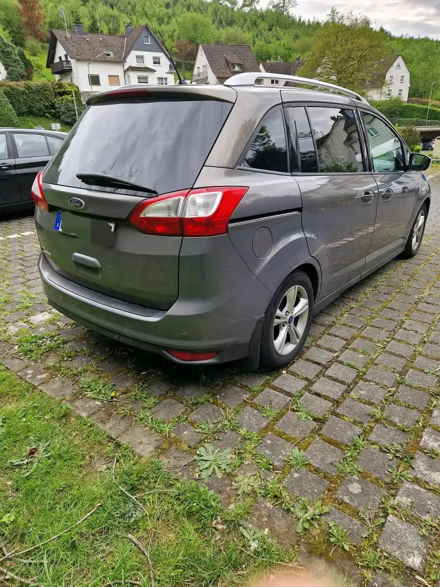 Gebraucht Ford Grand C-Max 163 PS (119 kW) 2013 Van / Kleinbus