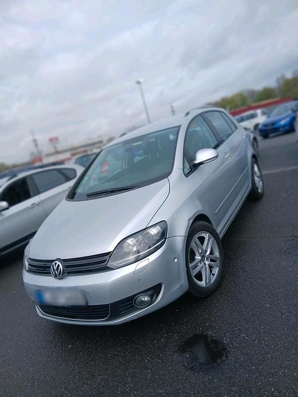 Gebraucht VW Golf VII 140 PS (102 kW) 2012 Weiß Limousine