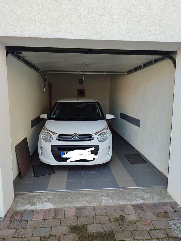 Weiß Gebraucht 2018 Citroën C1 Kleinwagen | 5.599 € (Guter Preis) - Bild 1/4