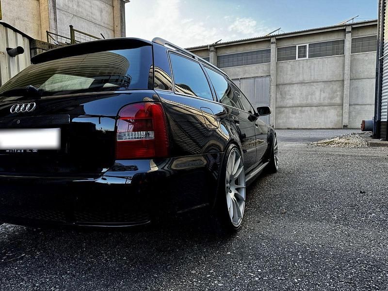 Usata Audi RS4 Sport 700 CV (514 kW) 2000 Nero Station wagon