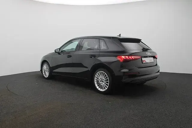 Gebraucht Audi A3 Advanced Plus 150 PS (110 kW) 2024 Brillantschwarz Limousine