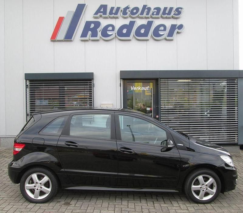 Gebraucht 2010 Mercedes B180 Van / Kleinbus | 6.750 € (Etwas zu teuer) - Bild 1/4