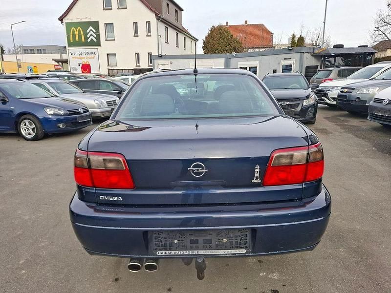 Gebraucht Opel Omega Edition 144 PS (105 kW) 2003 Blau Limousine