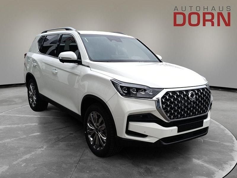 Neu KGM Rexton 201 PS (147 kW) 2026 Grand white SUV