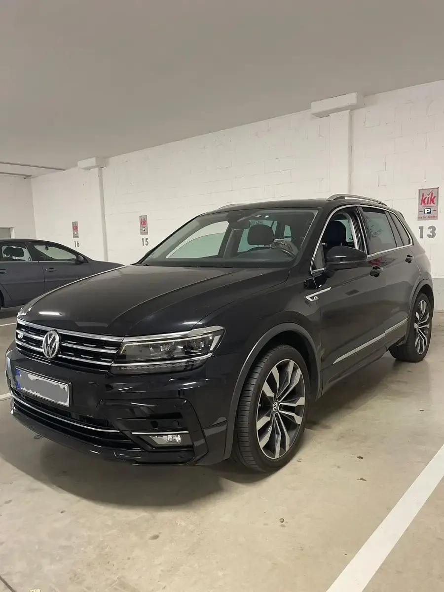 Gebraucht VW Tiguan R-line 220 PS (161 kW) 2018 Schwarz SUV