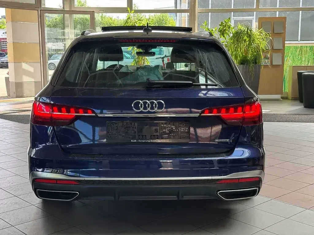 Gebraucht Audi A4 S-Line 286 PS (210 kW) 2022 Blau Kombi