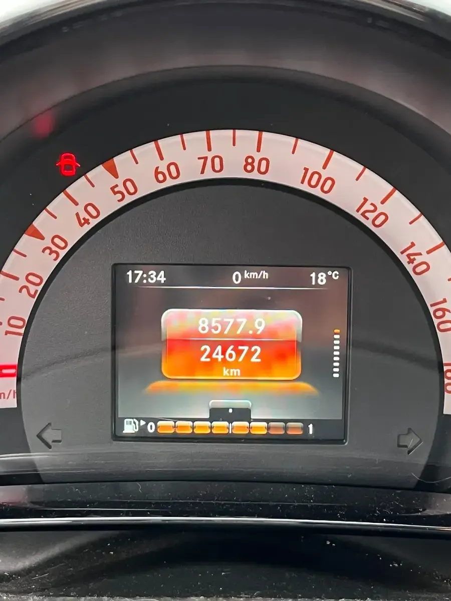 Gebraucht Smart ForFour 90 PS (66 kW) 2019 Schwarz Kleinwagen