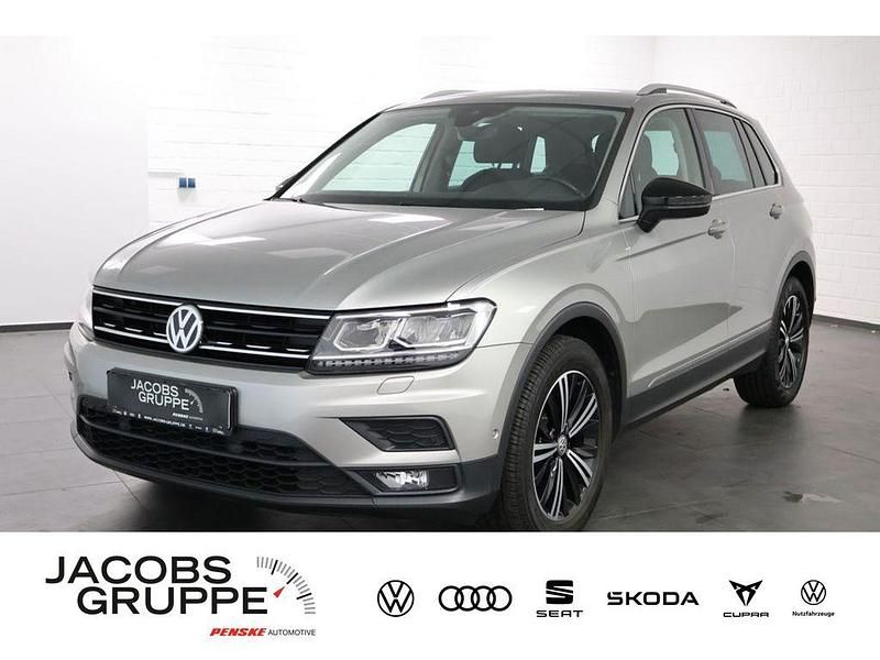 Silber Gebraucht 2019 VW Tiguan IQ Drive SUV | 20.960 € (Guter Preis) - Bild 1/4
