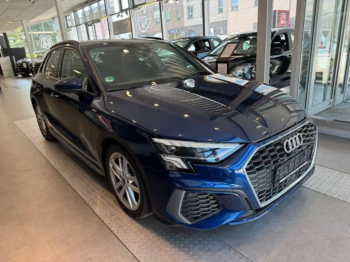 Gebraucht Audi A3 S-Line 150 PS (110 kW) 2021 Blau Limousine
