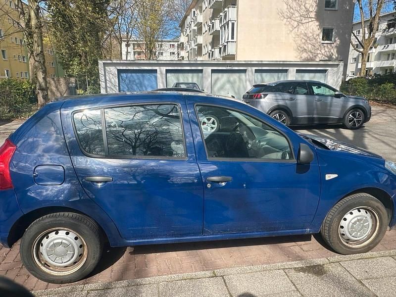 Gebraucht Dacia Sandero 75 PS (55 kW) 2009 Blau Kleinwagen
