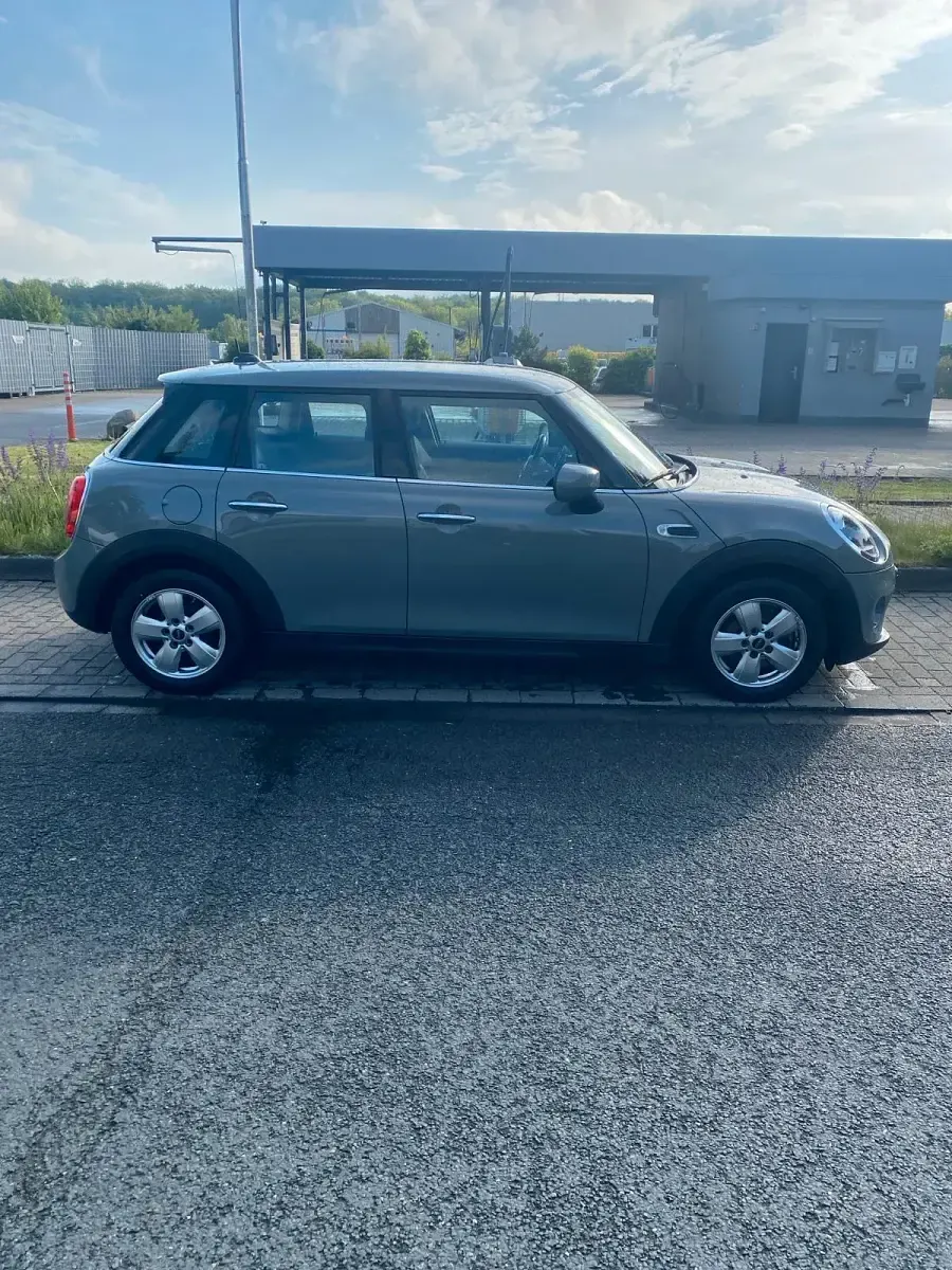 Gebraucht Mini ONE 108 PS (79 kW) 2020 Grau Kleinwagen