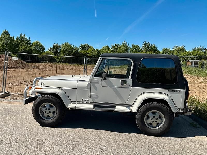 Gebraucht Jeep Wrangler 131 PS (96 kW) 1987 Weiß SUV