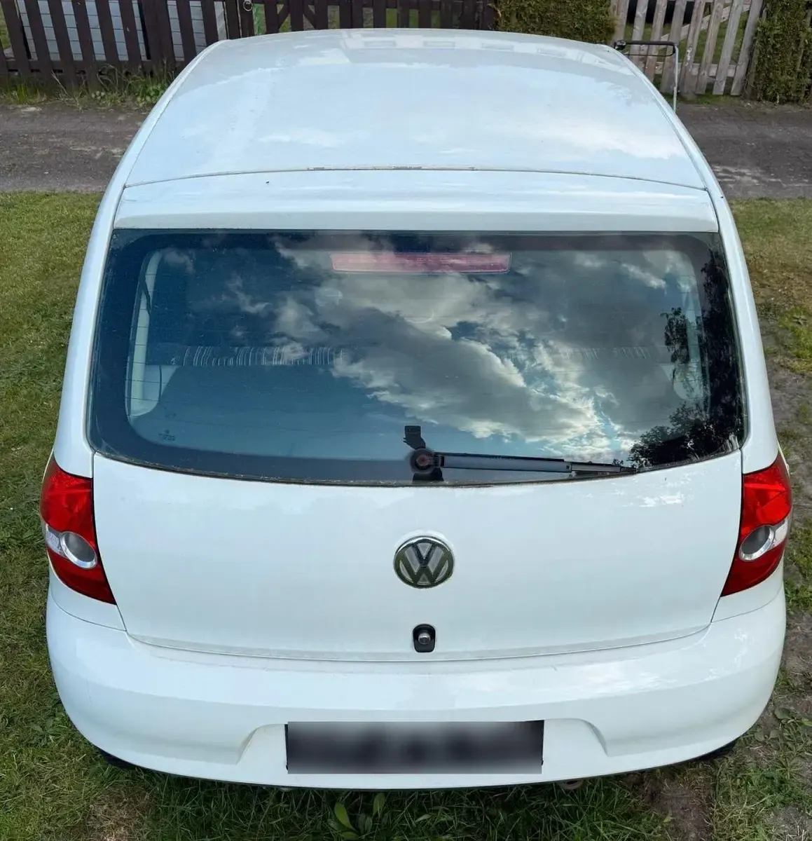 Używany VW Fox 54 KM (39 kW) 2006 Biały Hatchback