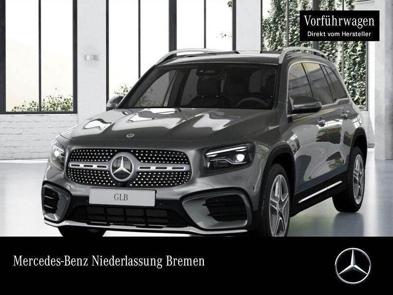 Mountain grau Gebraucht 2025 Mercedes GLB200 AMG SUV | 46.950 € (Teuer) - Bild 1/3