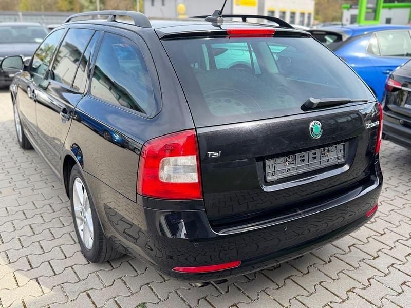 Gebraucht Skoda Octavia 122 PS (89 kW) 2013 Schwarz Kombi