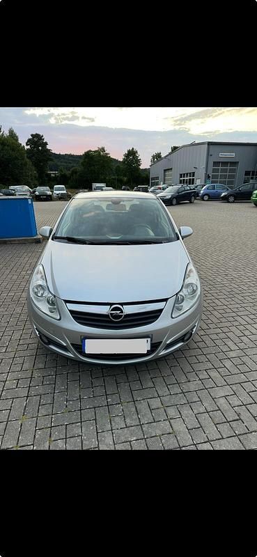 Grau Gebraucht 2009 Opel Corsa Kleinwagen | 1.500 € (Guter Preis) - Bild 1/4