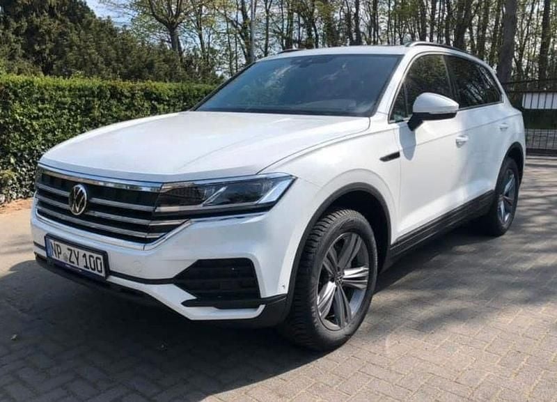 Weiß Gebraucht 2021 VW Touareg S SUV | 36.666 € (Superpreis) - Bild 1/2