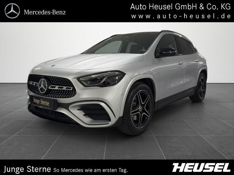 Iridiumsilber metallic Gebraucht 2023 Mercedes GLA200 AMG SUV | 41.900 € (Teuer) - Bild 1/4