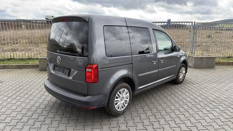 Gebraucht VW Caddy Trendline 102 PS (75 kW) 2019 Grau Van / Kleinbus