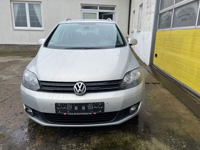 Silber Gebraucht 2010 VW Golf Plus Cross Team Van / Kleinbus | 4.499 € (Superpreis) - Bild 1/4