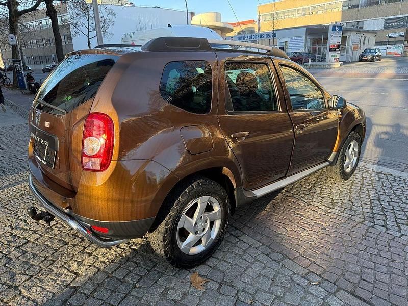 Gebraucht Dacia Duster Lauréate 107 PS (78 kW) 2012 Braun SUV