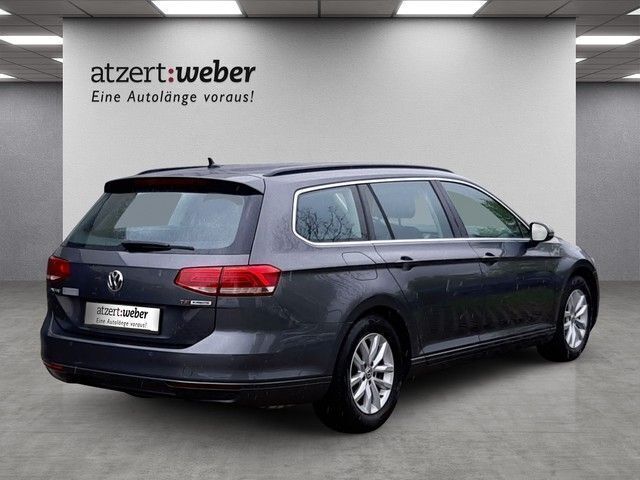 Gebraucht VW Passat Comfortline 150 PS (110 kW) 2016 Indiumgrau metallic Kombi