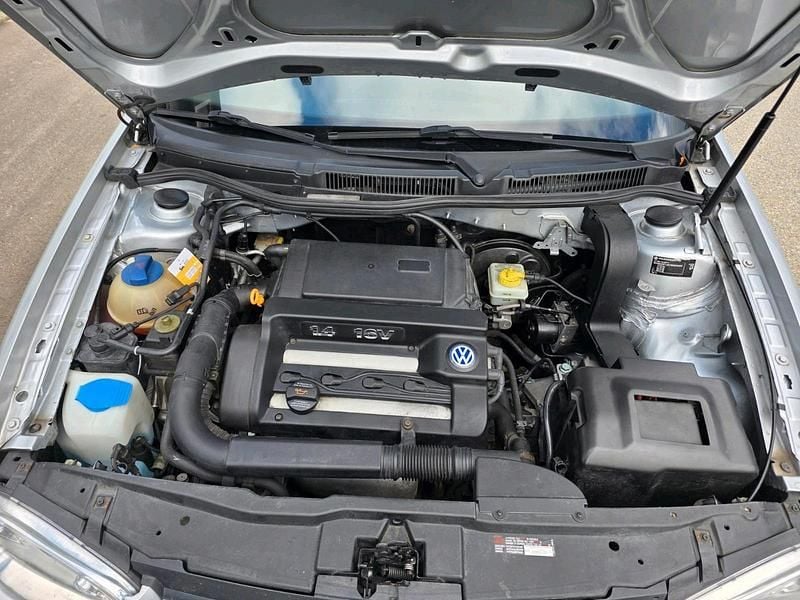 Gebraucht VW Golf IV 75 PS (55 kW) 2001 Silber Kleinwagen