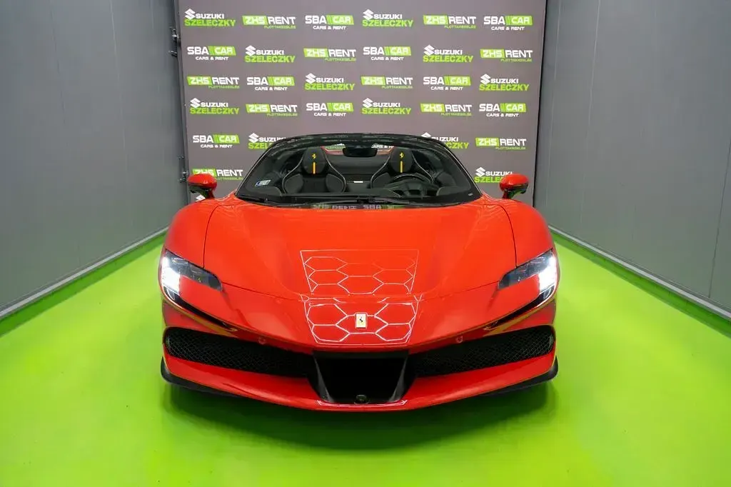Gebraucht Ferrari SF90 780 PS (573 kW) 2023 Rot Cabrio