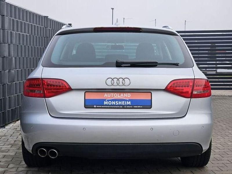 Gebraucht Audi A4 Attraction 136 PS (100 kW) 2010 Silber Kombi