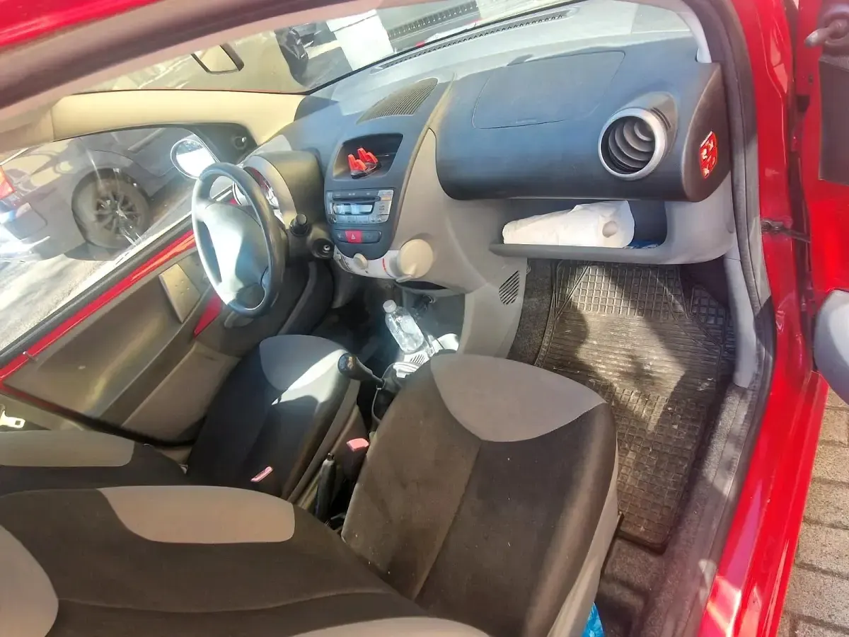 Gebraucht Peugeot 107 68 PS (50 kW) 2007 Rot Kleinwagen