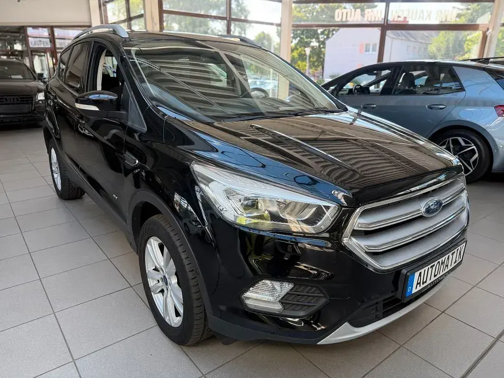 Gebraucht Ford Kuga Cool & Connect 150 PS (110 kW) 2017 Schwarz SUV