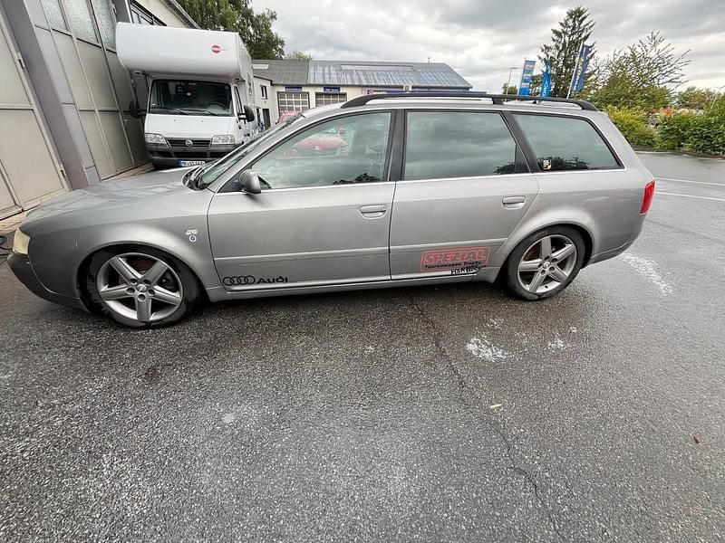 Gebraucht 2003 Audi A6 Kombi | 1.000 € (Guter Preis) - Bild 1/4