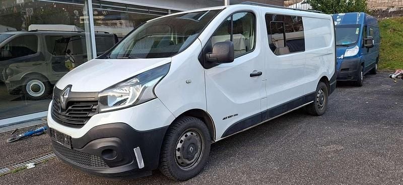 Gebraucht Renault Trafic 120 PS (88 kW) 2016 Weiß Van / Kleinbus