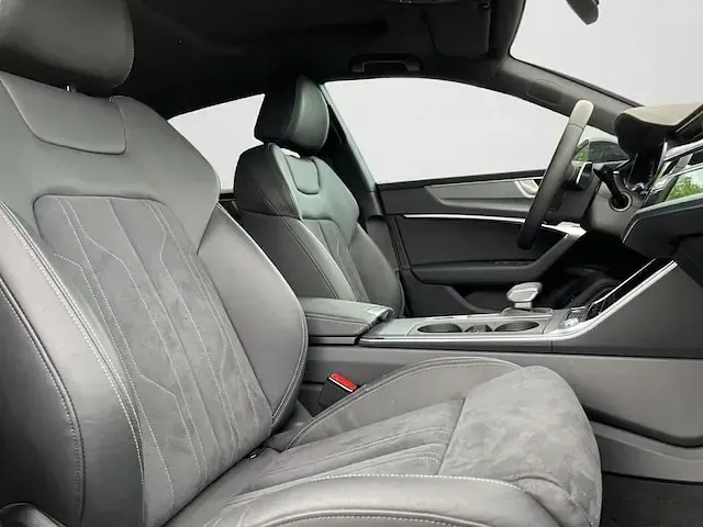 Gebraucht Audi A7 Sportback Business 265 PS (194 kW) 2025 Gletscherweiß metallic (metallic) Kleinwagen